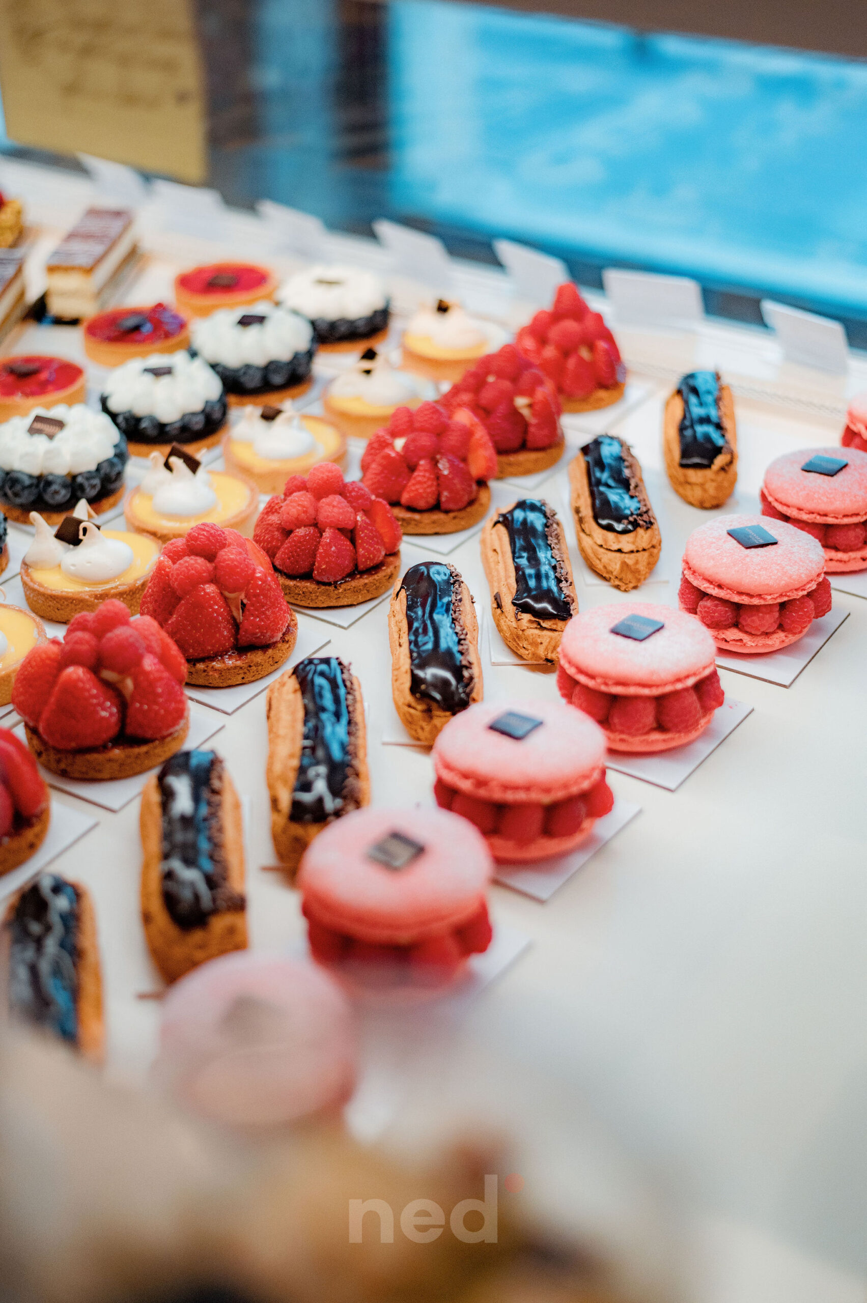 Pâtisseries fines en vitrine