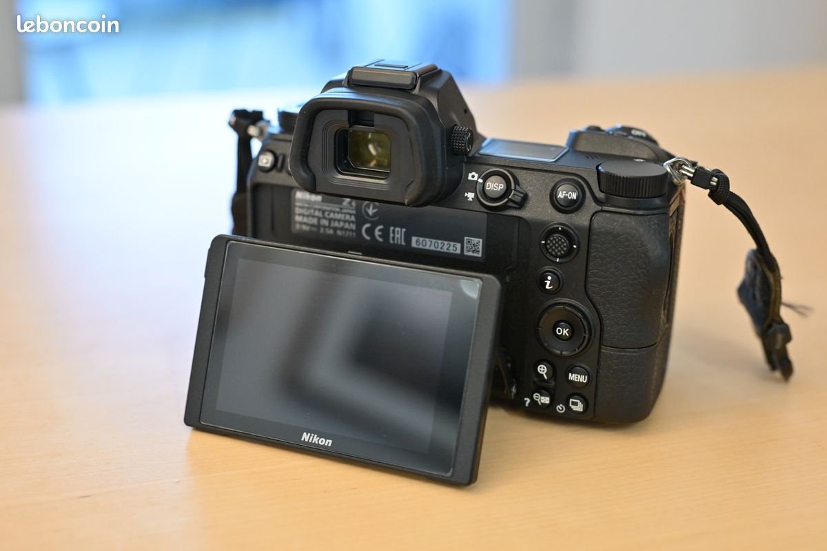 Nikon hybride + écran articulé