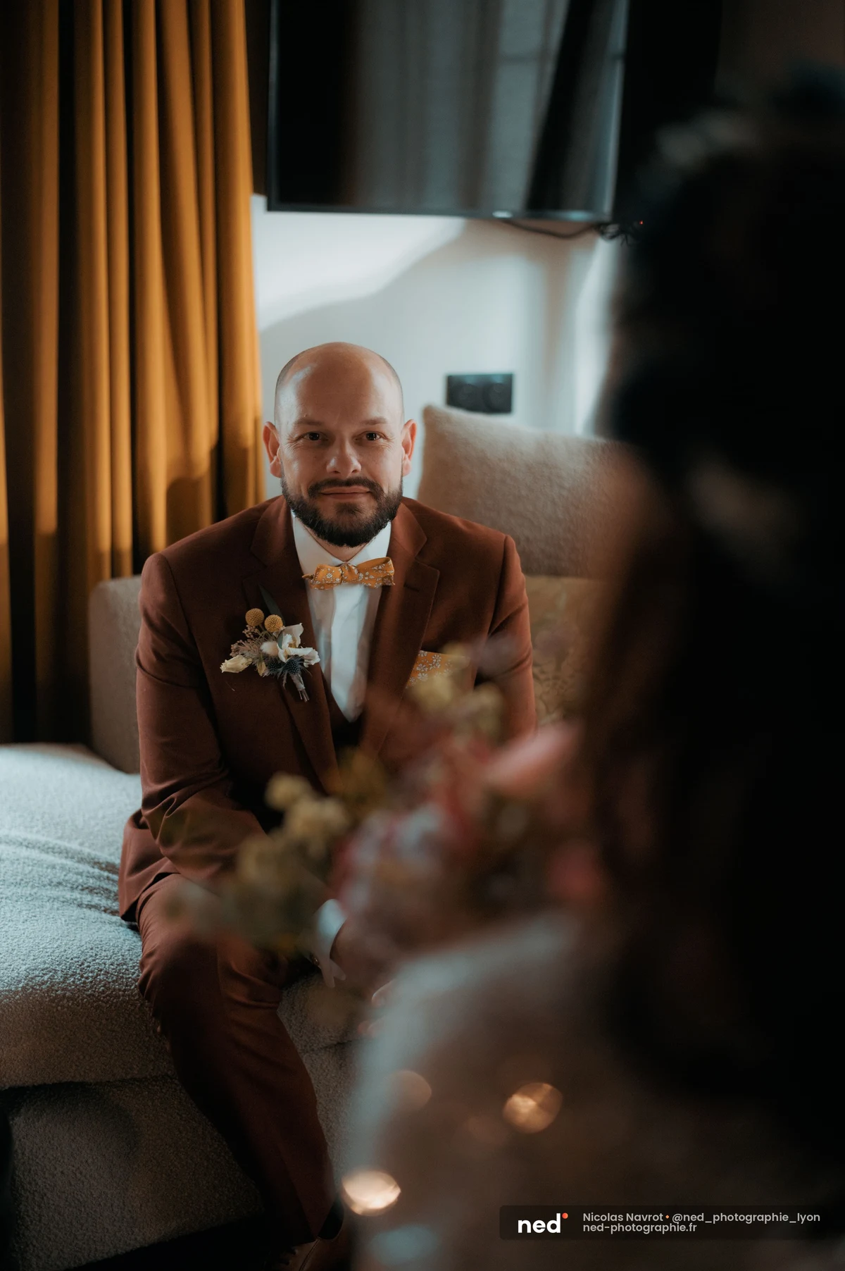Mariage à la Basilique Saint-Martin d'Ainay : first look