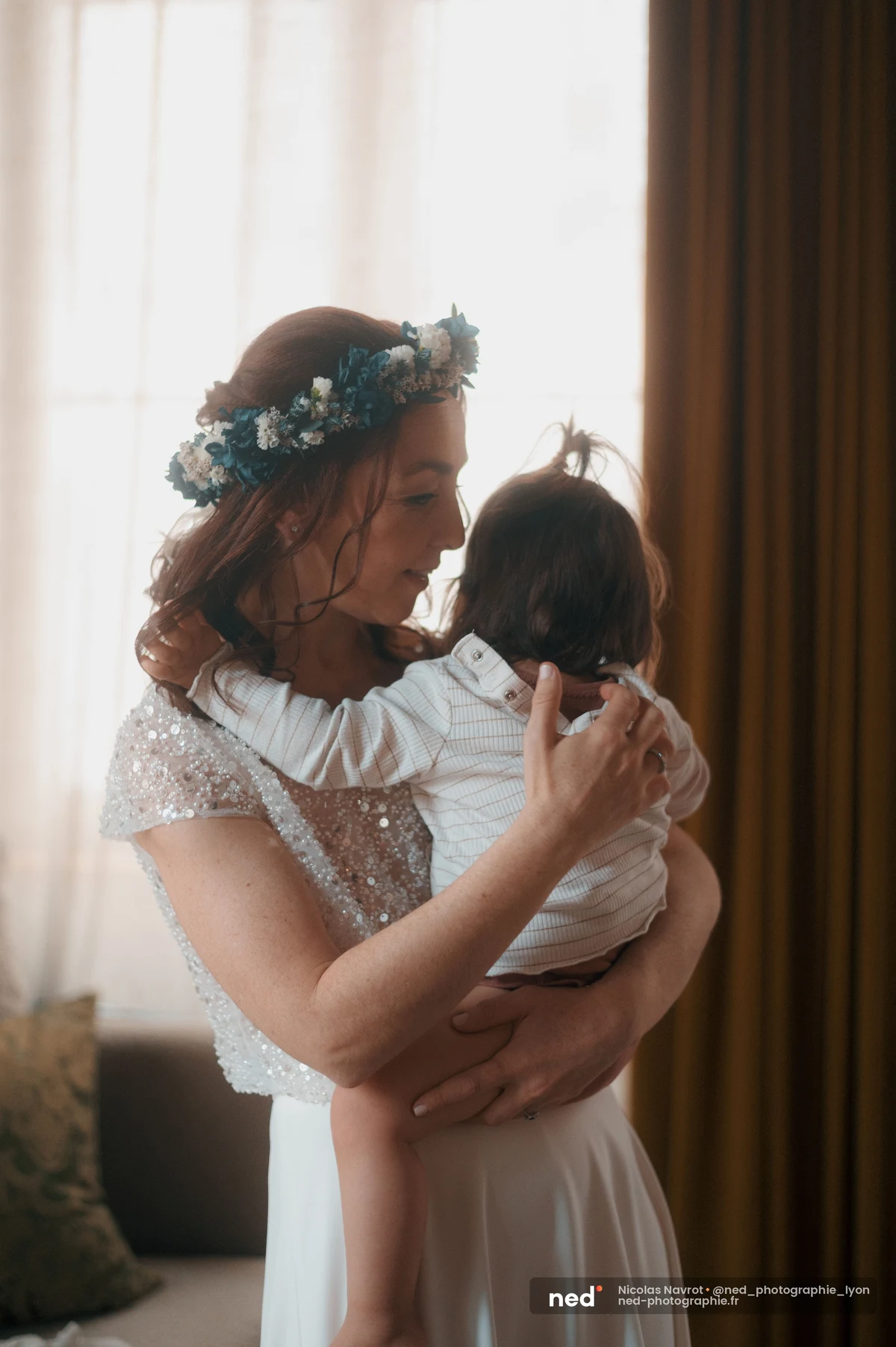 Mariage à la Basilique Saint-Martin d'Ainay : préparatifs mariée